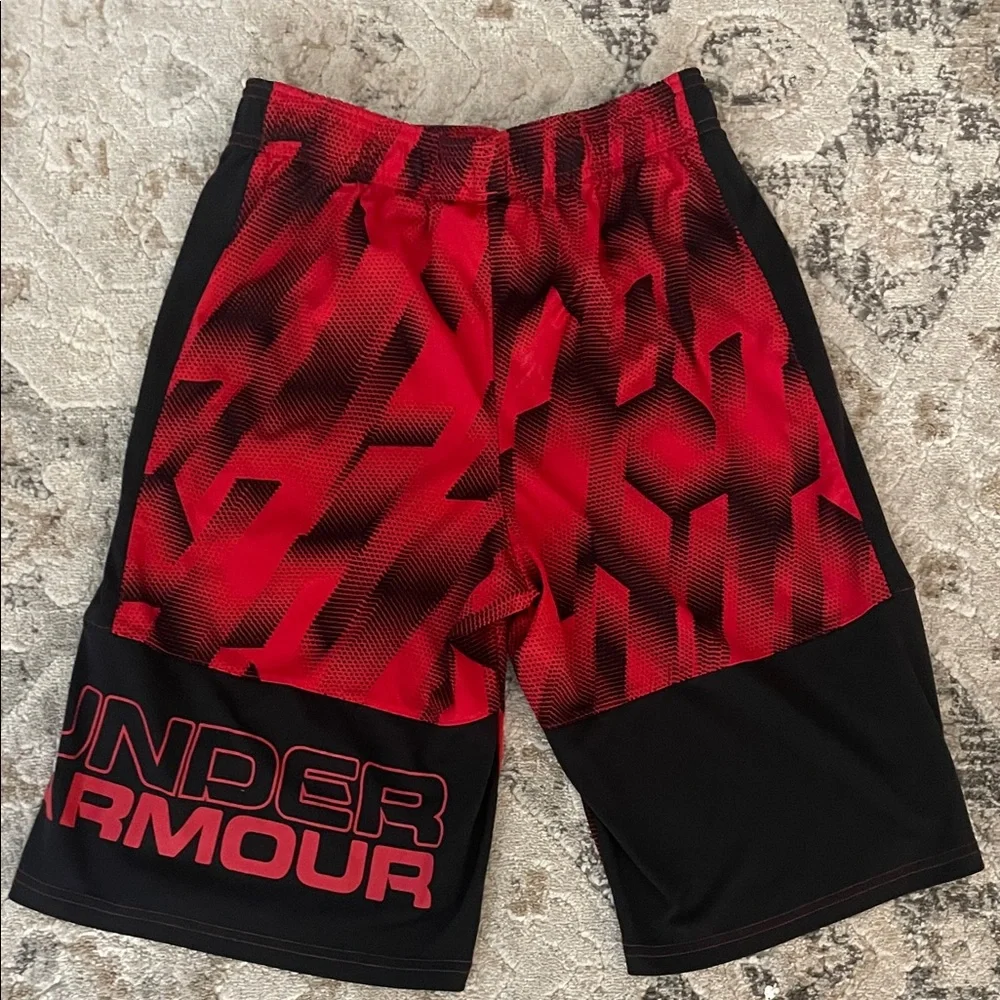 Under Armour Kids Shorts Set - Red, Gray, Black - Picture 4 of 13
